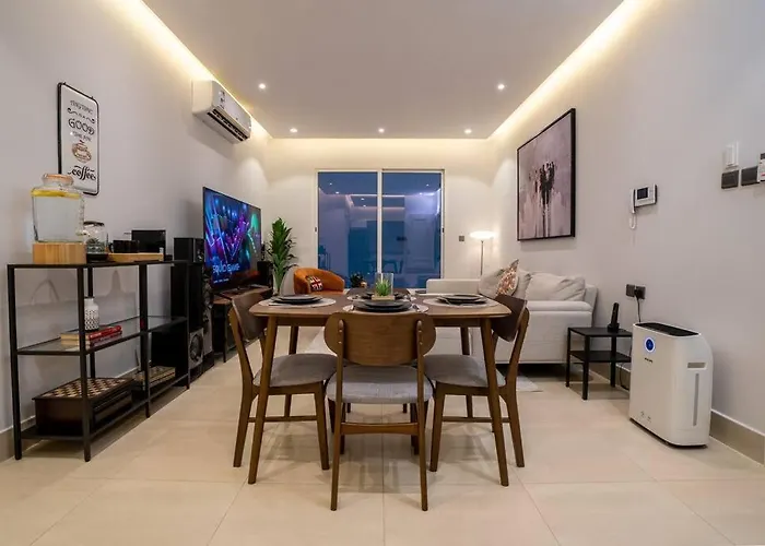 10 Minutes To Boulevard, Modern Apartment In Al-Malqa, Self Check-In
